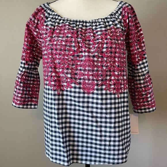 Fever Tops - Fever embroidered top super cute gingham top NWT summer party vineyard